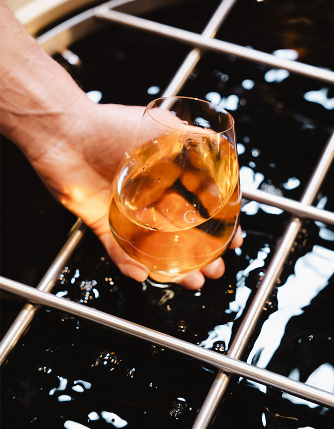 The Perpetual Reserve Rosé is brought to life through the precise blending of the living perpetual reserve with Aÿ Grand Cru Rouge, where every proportion is considered anew.