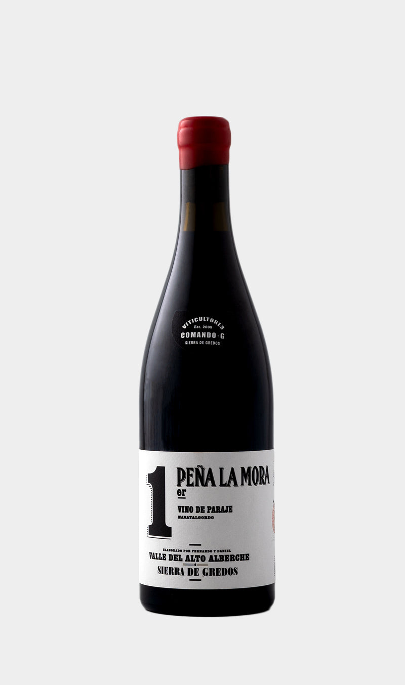 Comando G Peña La Mora 1er Cru 2022 wine bottle with clean modern label and premium presentation.